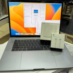 MacBook Pro 15" (2017,A1707) 💻 Intel i7 | 16 RAM | 512GB SSD | 4GB GRAPHICS
