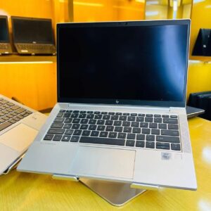 HP EliteBook 830 G7 i7 / 16 / 512