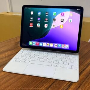 iPad Air (2022) 5th Gen M1 64GB Wi-Fi & Cellular